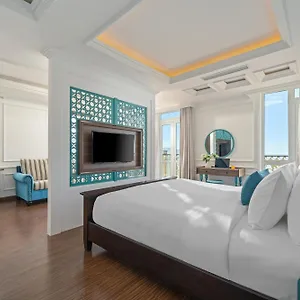 Paracel Beach Hotel Da Nang